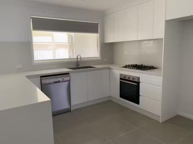 Cozy 19 Marcus Clarke Cres, GLENMORE PARK House for rent List.