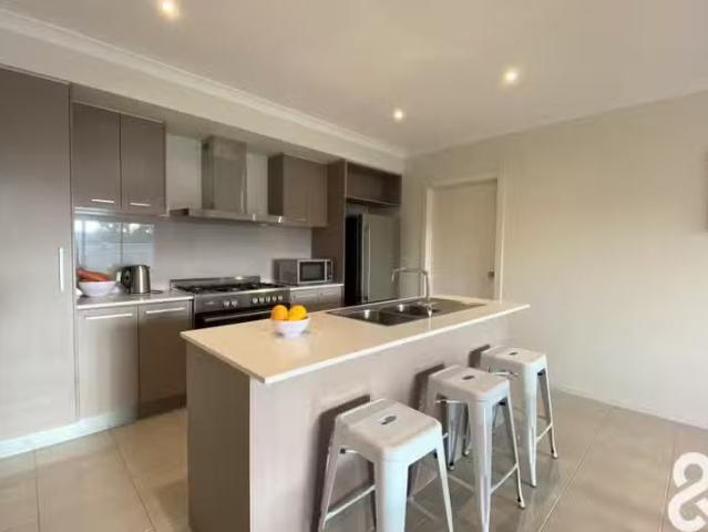 New 19 Methven Avenue, South Morang VIC 3752