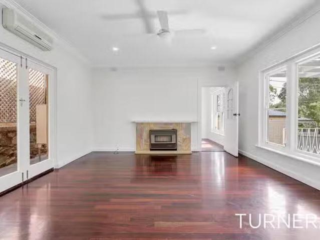 Deal! 1 Ancell Court, Valley View, SA 5093