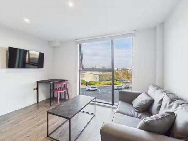Unique 1 BA Studio flat for rent in Element the Quarter, 88 Lo.