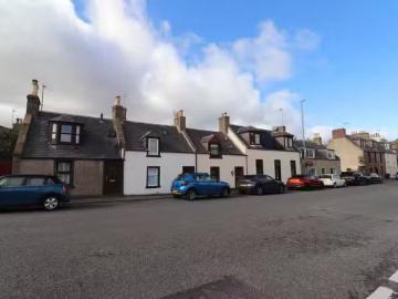 Rental! 1 BA 1 bedroom terraced house for rent in David Street.