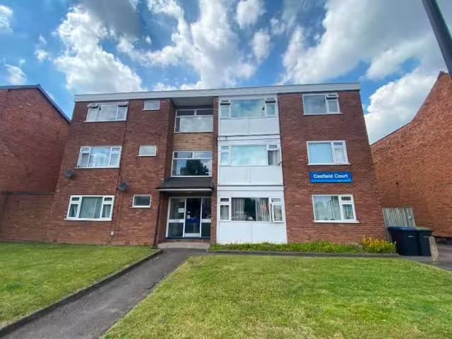 Cozy 1 BA 1 bedroom apartment for rent in Ceefield Court, Yard.