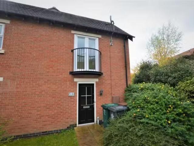 Cheap 1 BA 1 bedroom apartment for rent in Merton Close, Churc.