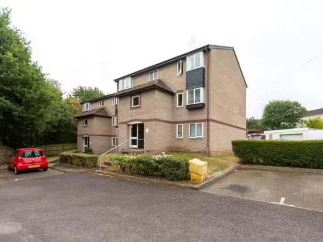 Unique 1 BA 1 bedroom apartment for rent in Roman Walk, Brisli.