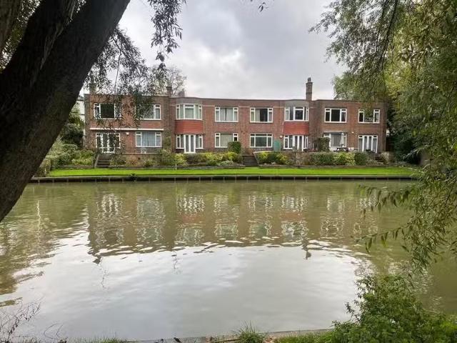 New 1 BA 1 bedroom apartment for rent in Riverside Court, Ches.