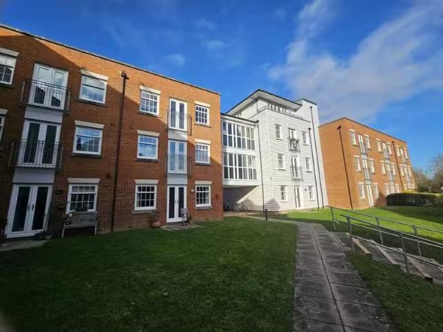 Charming 1 BA 1 bedroom apartment for rent in Waters Edge, Can.
