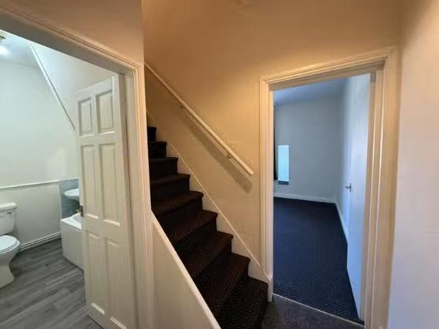 Unique 1 BA 1 bedroom flat for rent in Ombersley Road, Balsall.