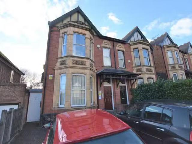 Just in! 1 BA 1 bedroom flat for rent in Portland Road, Edgbas.