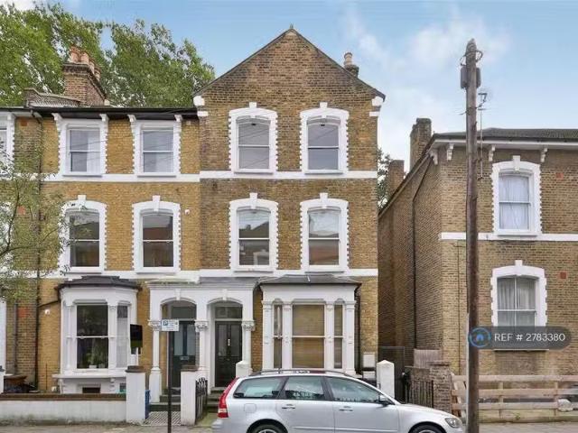 Nice 1 BA 1 bedroom flat for rent in Reighton Road, London, E5