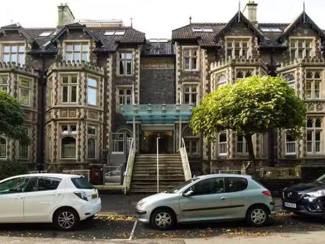 New 1 BA 1 bedroom flat for rent in Royal Parade, Elmdale Road.