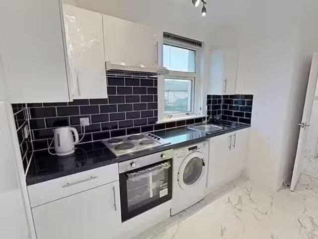 Charming 1 BA 1 bedroom flat for rent in Salters Road, Musselb.