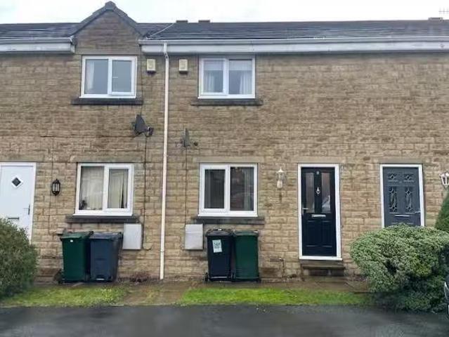Charming 1 BA 2 bedroom terraced house for rent in Hollybank R.