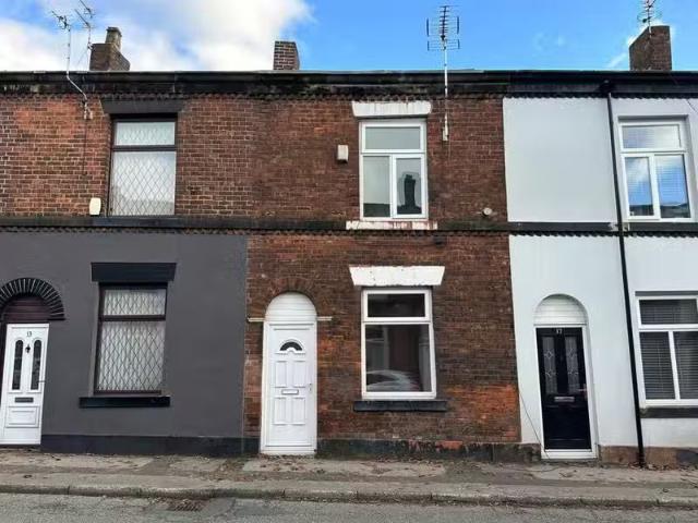 For Rent! 1 BA 2 bedroom terraced house for rent in Parsonage.