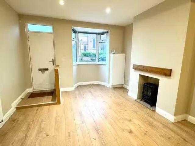 Unique 1 BA 2 bedroom terraced house for rent in Ropery Road.