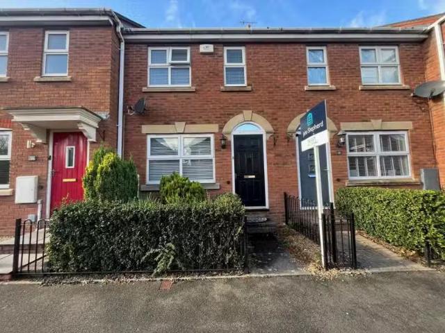 Just in! 1 BA 2 bedroom terraced house for rent in Shirley, So.
