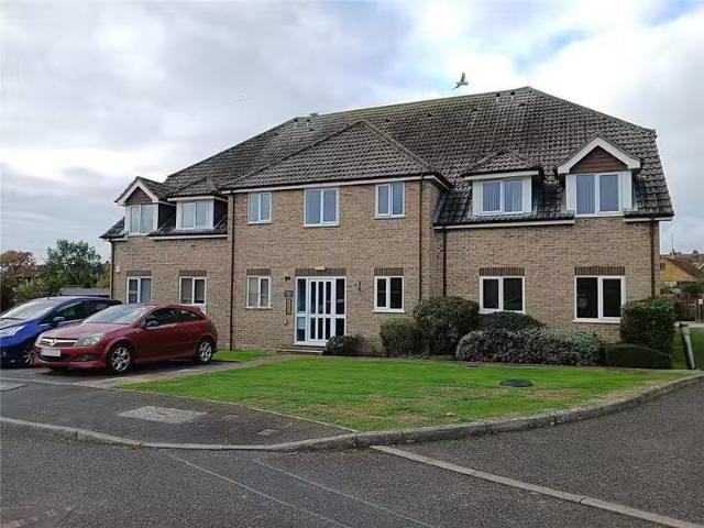 Rental! 1 BA 2 bedroom apartment for rent in Honeycrag Close.
