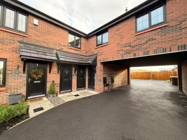 Charming 1 BA 2 bedroom apartment for rent in Welders Drive, H.