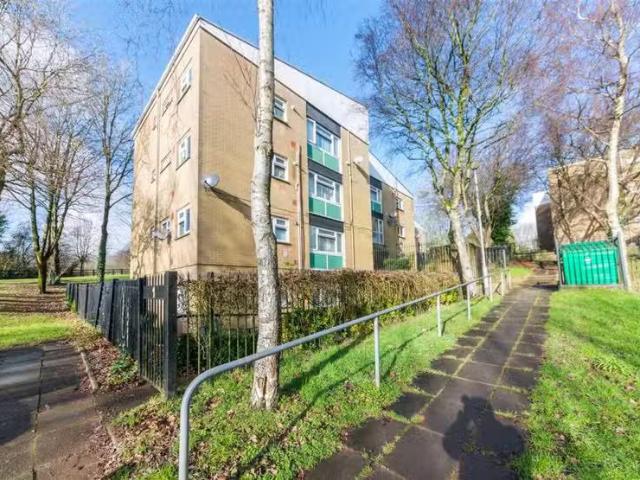 Nice 1 BA 2 bedroom apartment for rent in Wern Goch West, Llan.