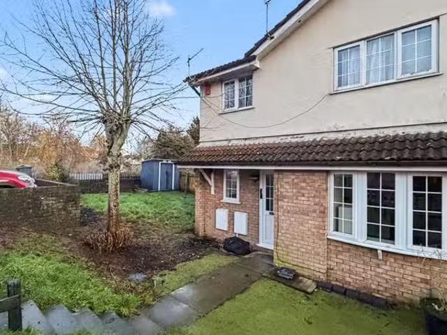 Cheap 1 BA 2 bedroom end of terrace house for rent in Newby Co.