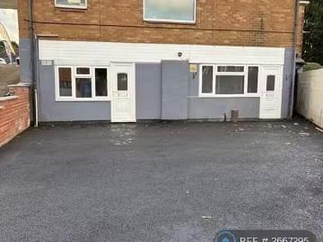For Rent! 1 BA 2 bedroom flat for rent in Derby Road, Derbyshi.