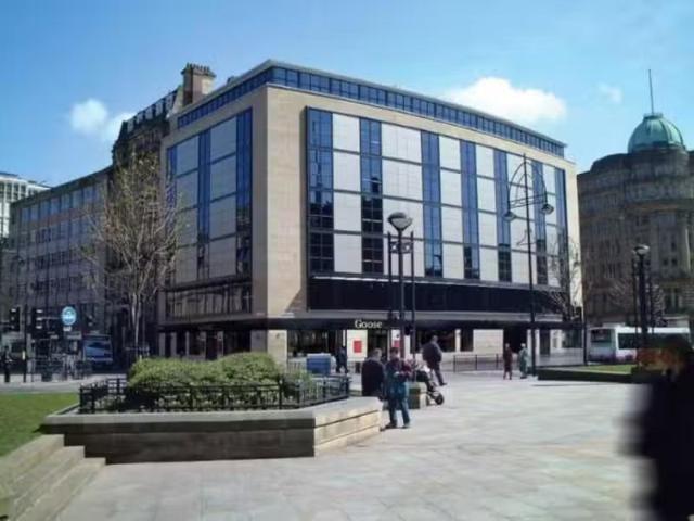 Deal! 1 BA 2 bedroom flat for rent in Landmark House, City Cen.