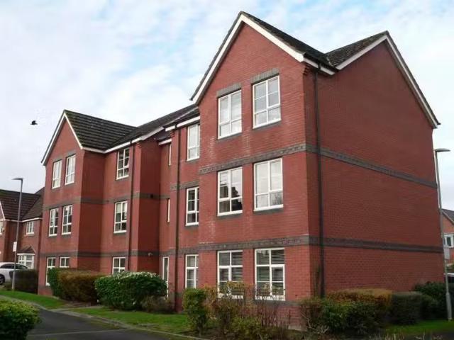 For Rent! 1 BA 2 bedroom flat for rent in Lea Green Drive, Wyt.