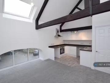 Unique 1 BA 2 bedroom flat for rent in St. Hughs, Radstock, BA3