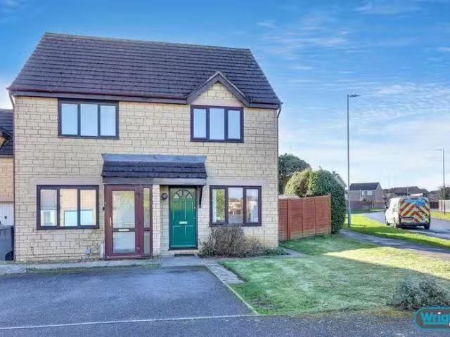 New 1 BA 2 bedroom semi detached house for rent in Cheverell C.
