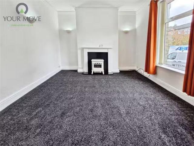 Just in! 1 BA 3 bedroom terraced house for rent in Fell Lane.