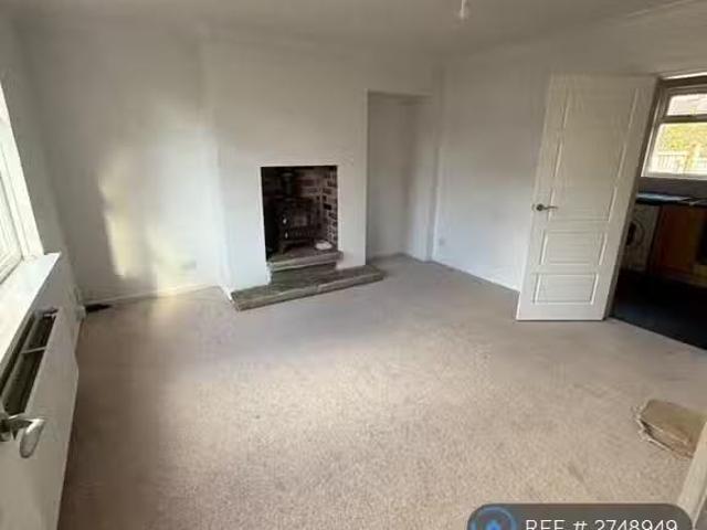 Deal! 1 BA 3 bedroom terraced house for rent in Griffe Head Cr.
