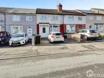 Cheap 1 BA 3 bedroom terraced house for rent in Shakespeare St.