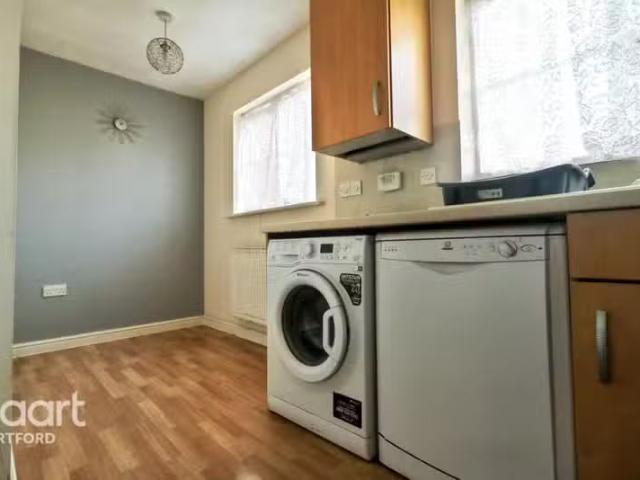 Charming 1 BA 3 bedroom town house for rent in Whitfield Cresc.