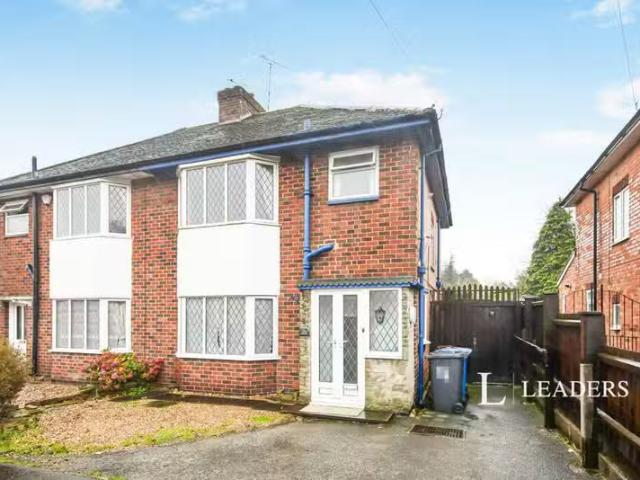 For Rent! 1 BA 3 bedroom semi detached house for rent in Jacks.