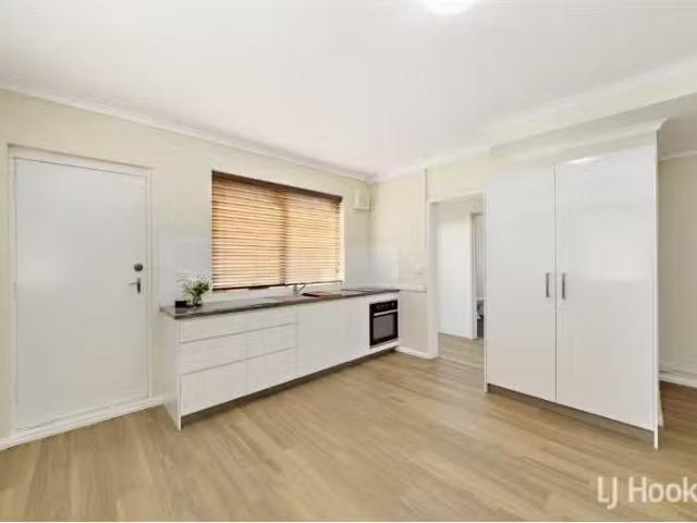 Charming 1 BA 45A Alfred Hill Drive, MELBA Apartment for rent.