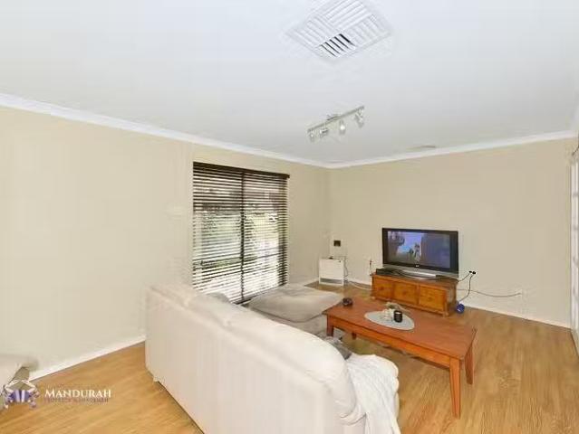 Unique 1 Barnes Way, Mandurah, WA 6210