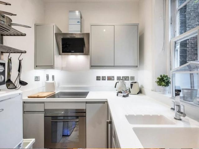 Charming 1 bed bright flat