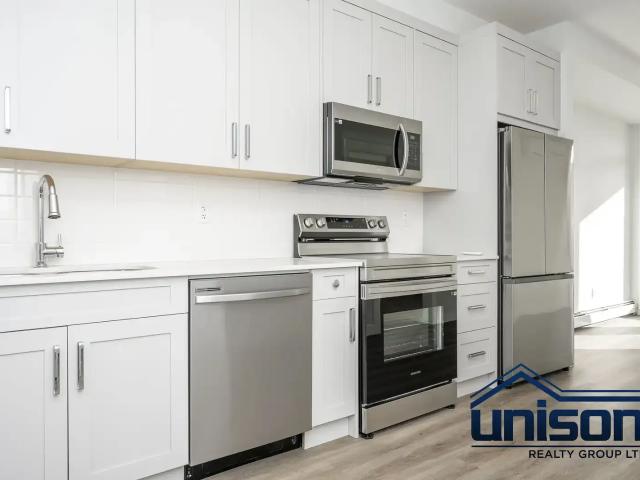 Charming 1 Bedroom, 1 Bathroom Unit in Sought After Community of Sage Hill — 1 Bedroom Condo Unit