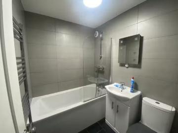 Rental! 1 bedroom apartment for rent in Thamesdale, London Col.
