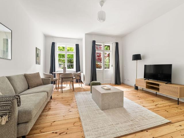 Charming 1 Bedroom Apartment in Pankow, Berlin Amsterdam Apartments for Rent