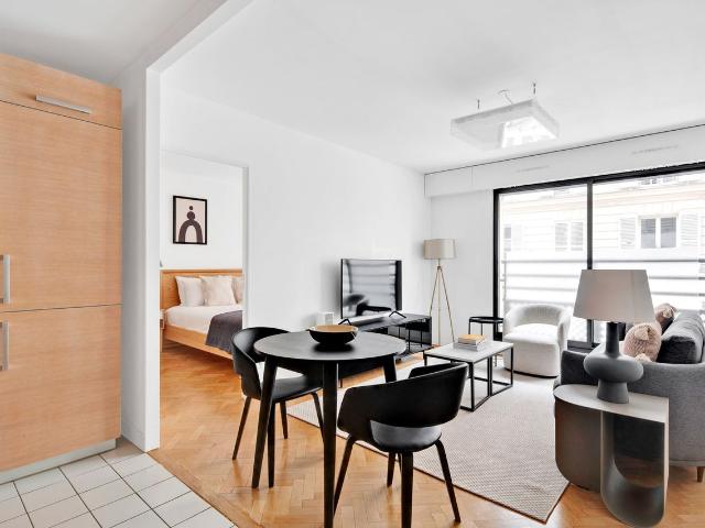Charming 1 Bedroom Apartment in Roquette, Paris, Paris Amsterdam Apartments for Rent