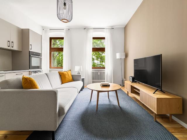 Charming 1 Bedroom Apartment in Steglitz, Berlin Amsterdam Apartments for Rent