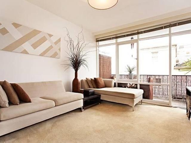 Charming 1 Bedroom Apartment in Sought After Richmond