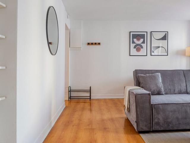 Charming 1 Bedroom Apartment in Vibrant Oberkampf, Paris Amsterdam Apartments for Rent