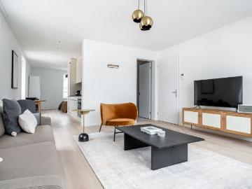 Charming 1 Bedroom Apartment with City Views, Zurich Amsterdam Apartments for Rent