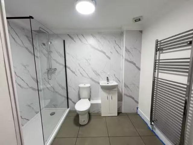 Cheap 1 bedroom ground floor flat for rent in Gravel Lane, Rin.