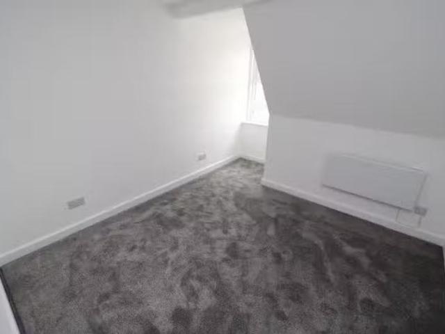 Cheap 1 bedroom flat for rent in Warley Hill, Brentwood, Esint.