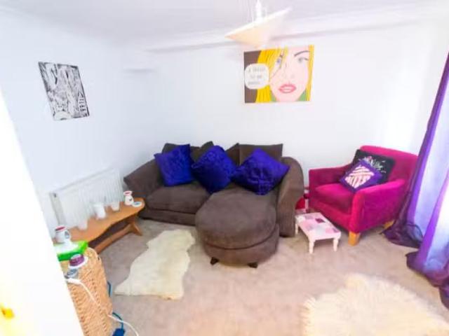 For Rent! 1 bedroom flat for rent in Westbourne Place, Hove, E.