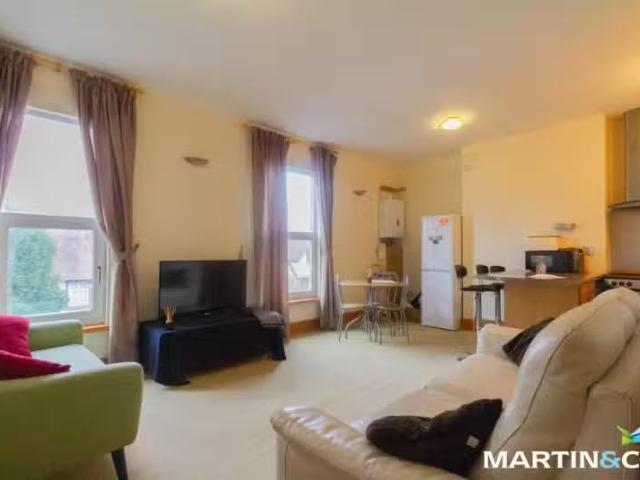 Just in! 1 bedroom flat for rent in College Road, Moseley, B13