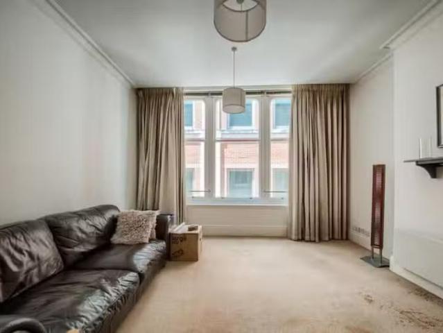 Nice 1 bedroom flat for rent in Newton Chambers, Cannon Street.