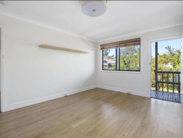 Charming 1 Bedroom Flat in Prime Ryde Location